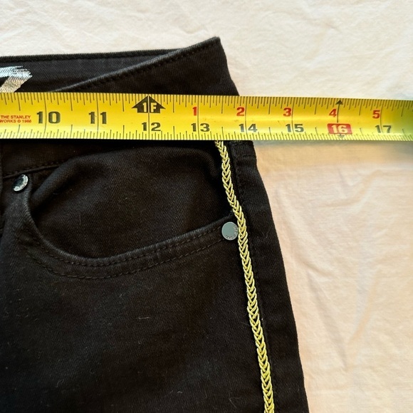 🎉Seven 7 black skinny jeans with gold brocade trim down sides. Sz 4 - Picture 5 of 9